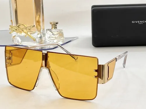 GIVENCHY Sunglasses AAAA-320