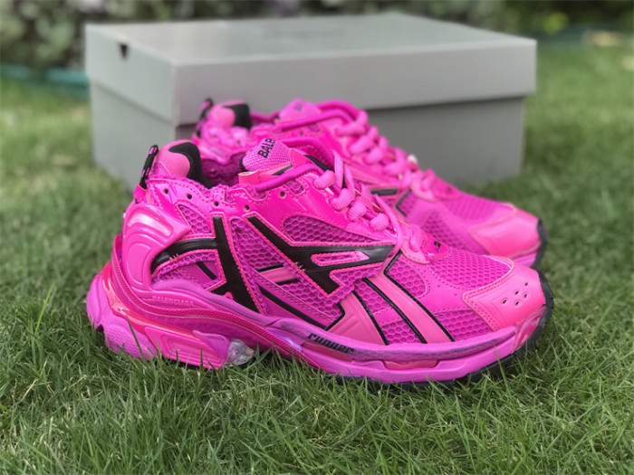 B 17FW Tripe-S High End Sneaker-336