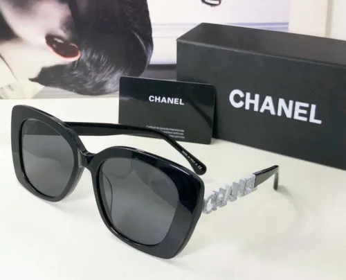 CHNL Sunglasses AAAA-724