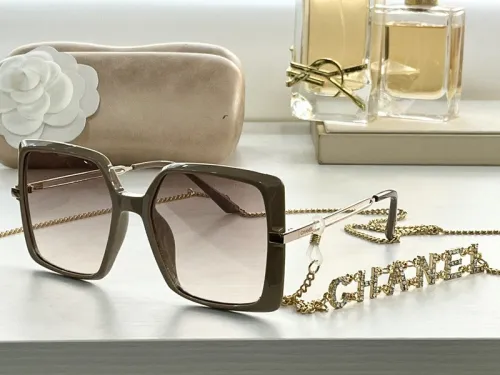 CHNL Sunglasses AAAA-505