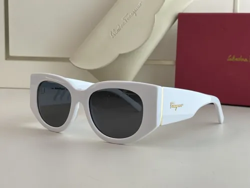 Ferragamo Sunglasses AAAA-463