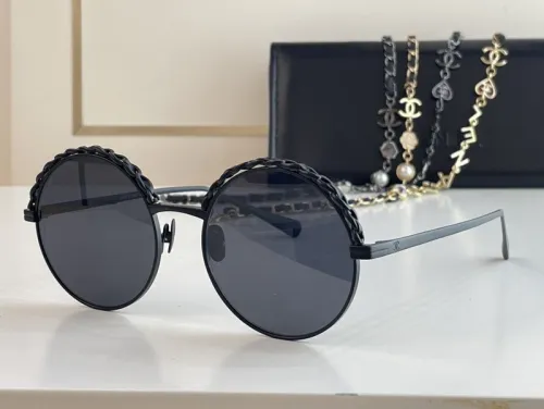 CHNL Sunglasses AAAA-417