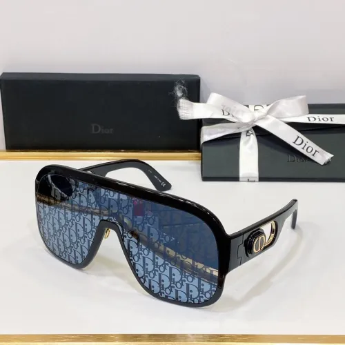 Dior Sunglasses AAAA-711