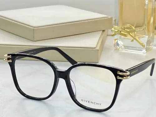 GIVENCHY Sunglasses AAAA-049