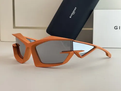 GIVENCHY Sunglasses AAAA-305
