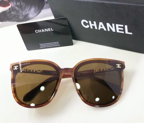 CHNL Sunglasses AAAA-700