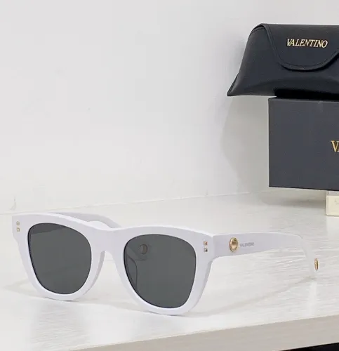 V Sunglasses AAAA-181