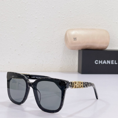 CHNL Sunglasses AAAA-479