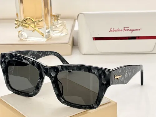 Ferragamo Sunglasses AAAA-553