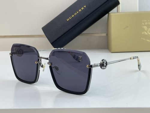 Burberry Sunglasses AAAA-726