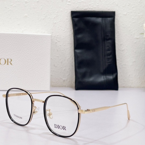 Dior Sunglasses AAAA-661