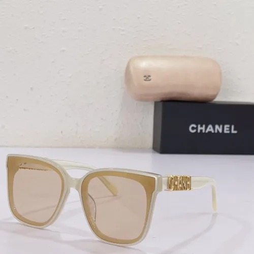 CHNL Sunglasses AAAA-475
