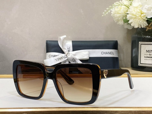 CHNL Sunglasses AAAA-104