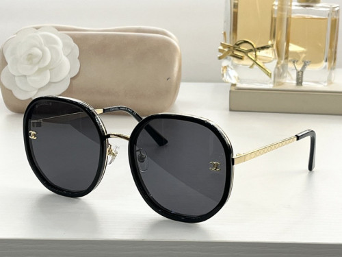 CHNL Sunglasses AAAA-551