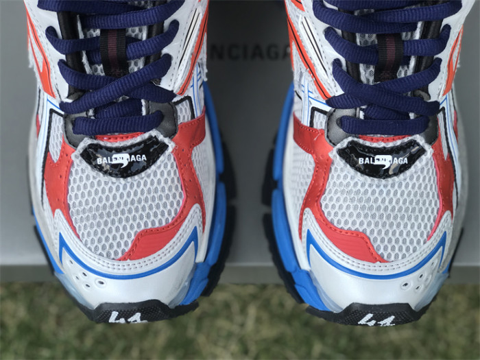 B 17FW Tripe-S High End Sneaker-329