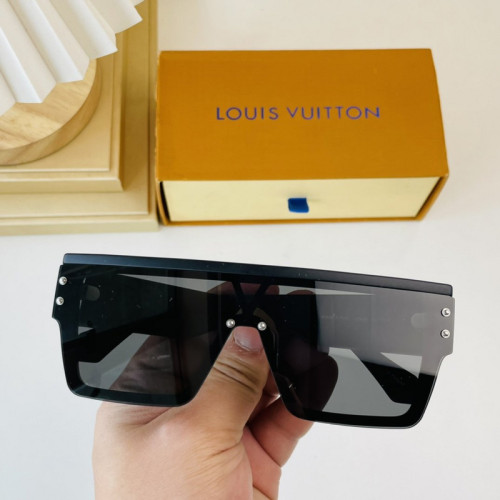 LV Sunglasses AAAA-714