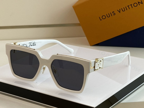 LV Sunglasses AAAA-1506