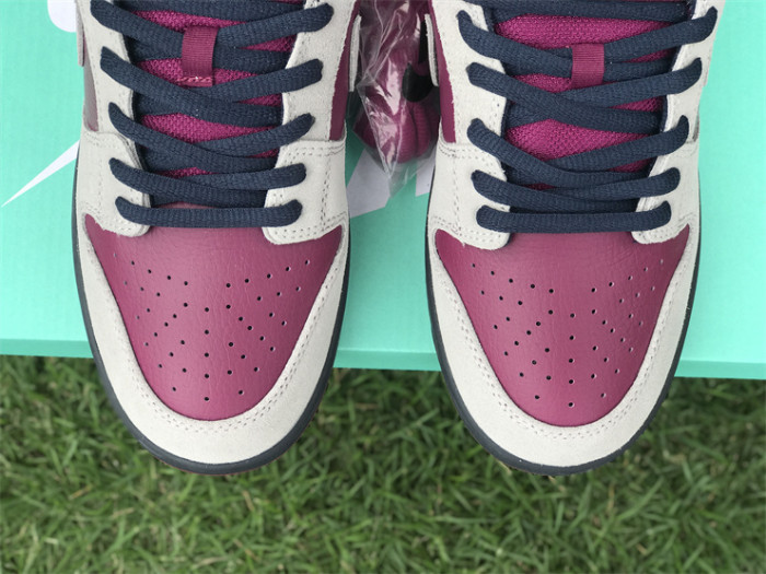 Authentic Nike SB Dunk Low Bordeaux
