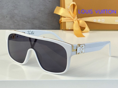 LV Sunglasses AAAA-1655