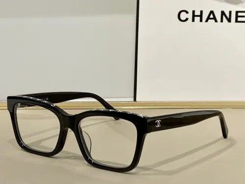 CHNL Sunglasses AAAA-675