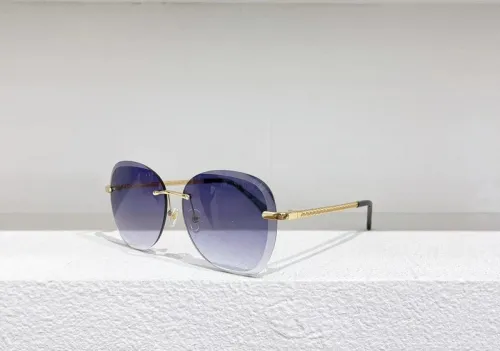 CHNL Sunglasses AAAA-387