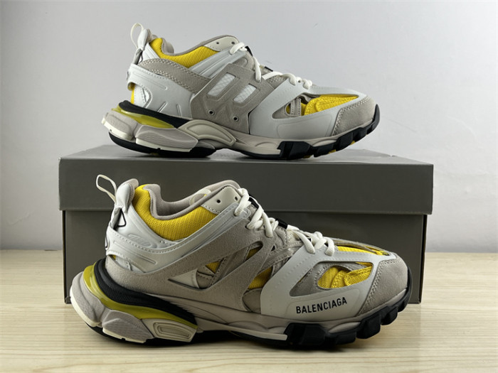 B 17FW Tripe-S High End Sneaker-416