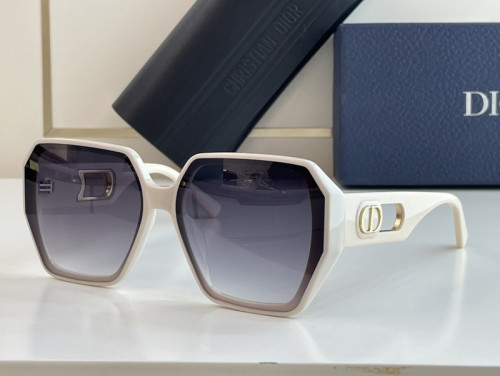 Dior Sunglasses AAAA-1981