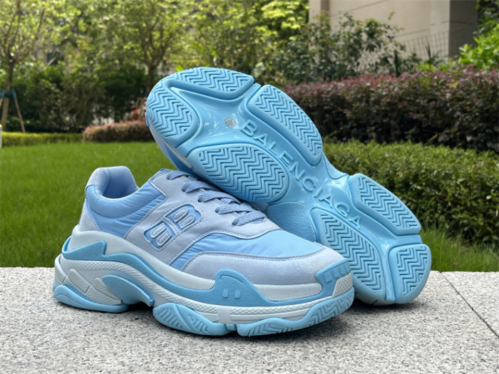 B 17FW Tripe-S High End Sneaker-423