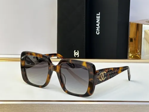 CHNL Sunglasses AAAA-2218