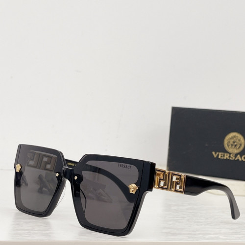 Versace Sunglasses AAAA-1939