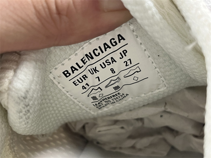 B 17FW Tripe-S High End Sneaker-412