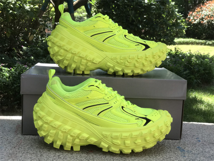 B 17FW Tripe-S High End Sneaker-387