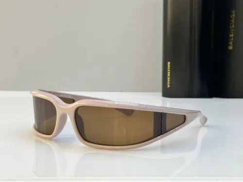 B Sunglasses AAAA-644