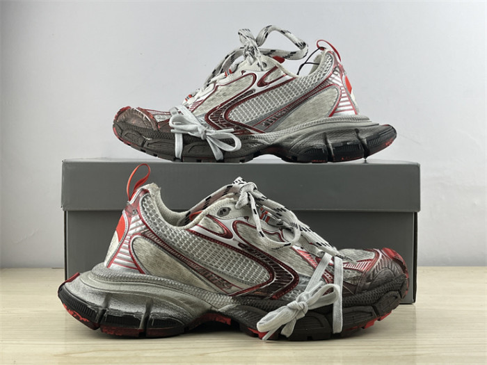 B 17FW Tripe-S High End Sneaker-412