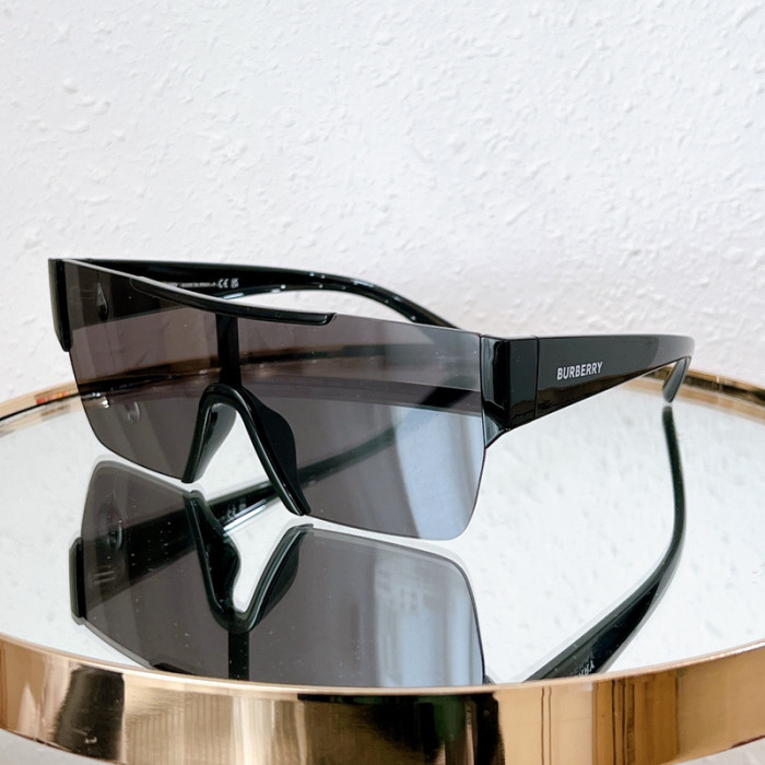 Burberry Sunglasses AAAA-1944