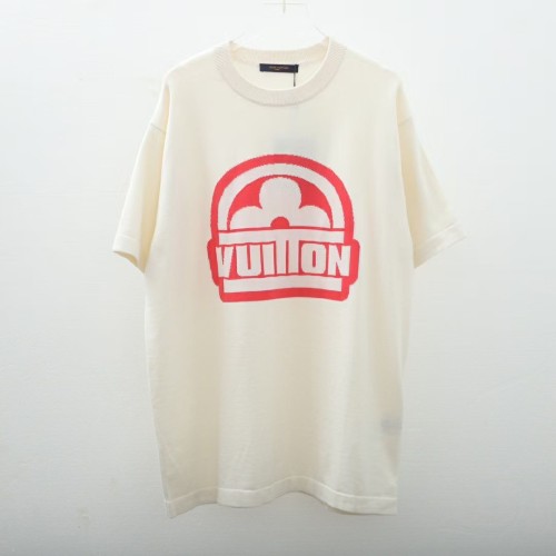 LV Shirt High End Quality-813