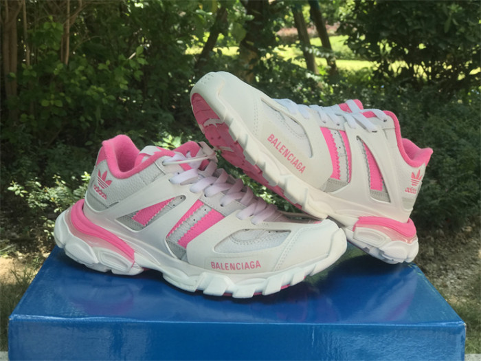 B 17FW Tripe-S High End Sneaker-408