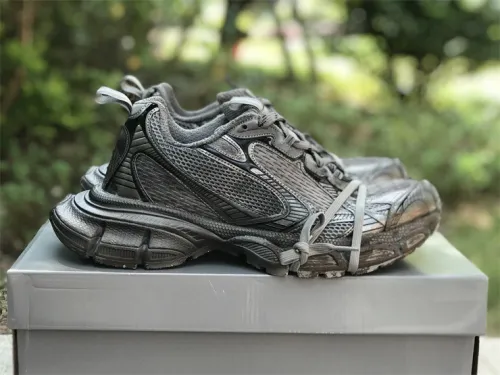 B 17FW Tripe-S High End Sneaker-375