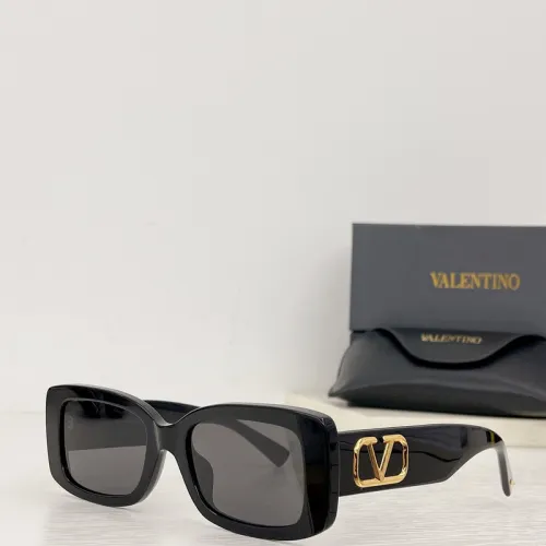 V Sunglasses AAAA-459