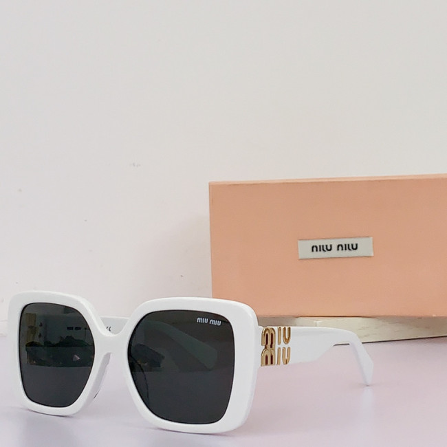 Miu Miu Sunglasses AAAA-517