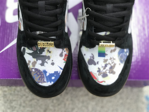 Authentic Supreme x Nike SB Dunk Low “Rammellzee”