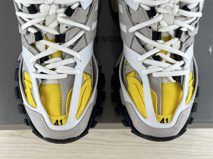 B 17FW Tripe-S High End Sneaker-416