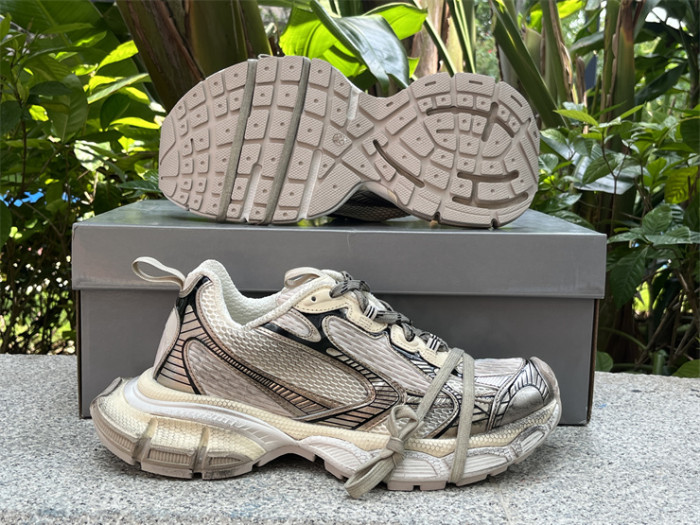 B 17FW Tripe-S High End Sneaker-419