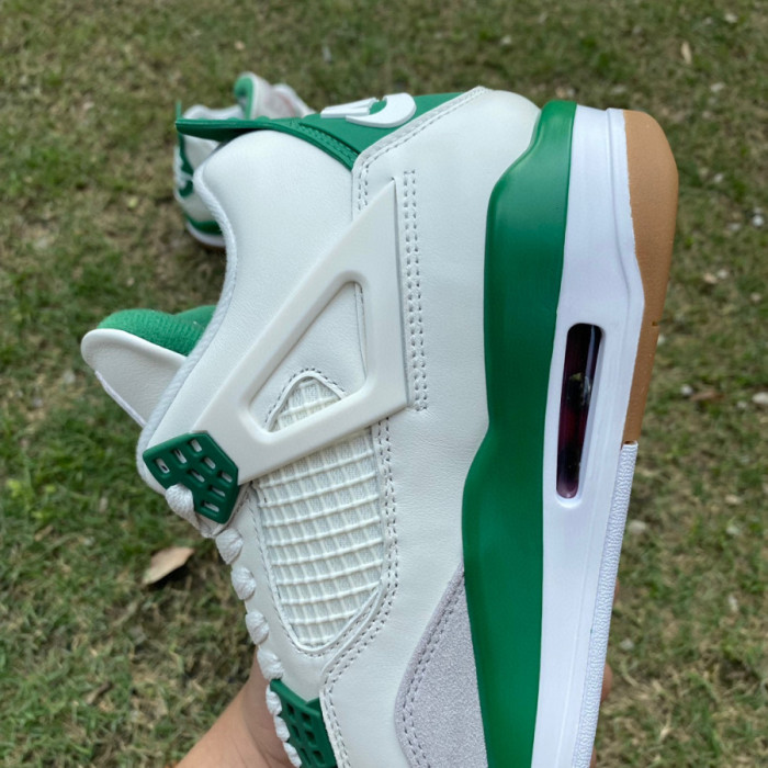Authentic Nike SB x Air Jordan 4 “Pine Green”