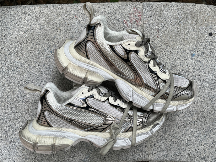 B 17FW Tripe-S High End Sneaker-419