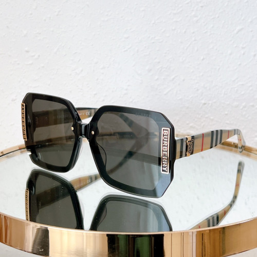Burberry Sunglasses AAAA-1902