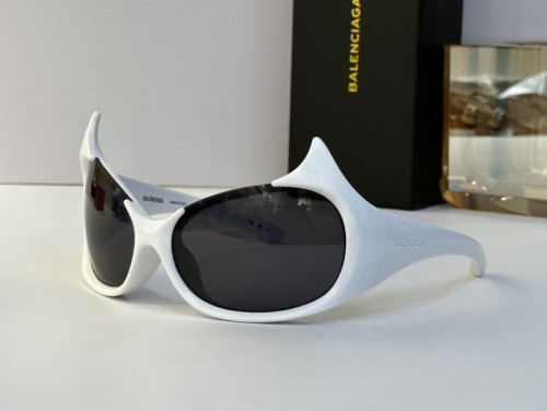B Sunglasses AAAA-576