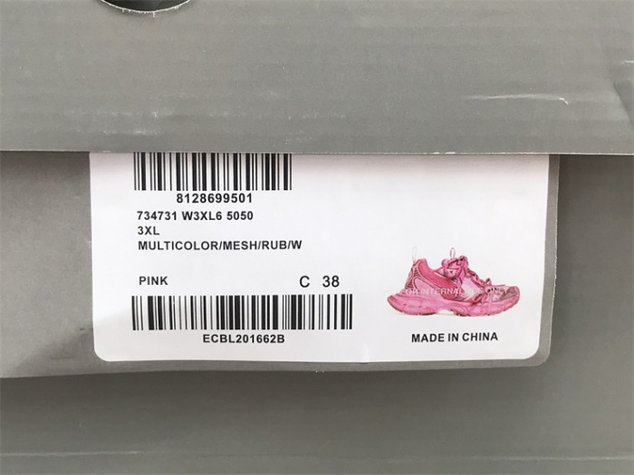 B 17FW Tripe-S High End Sneaker-390