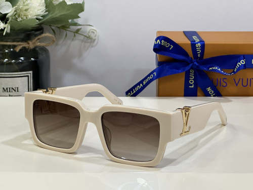 LV Sunglasses AAAA-2278