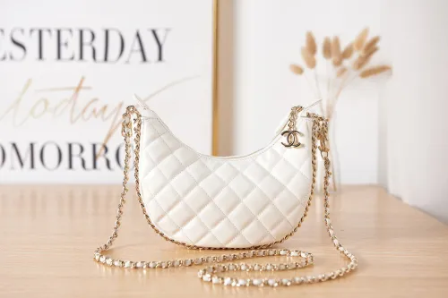 CHNL High End Quality Bag-305